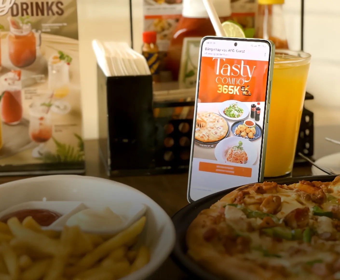 Penawaran eksklusif - Iklan menghadirkan penawaran & promosi yang dipersonalisasi.